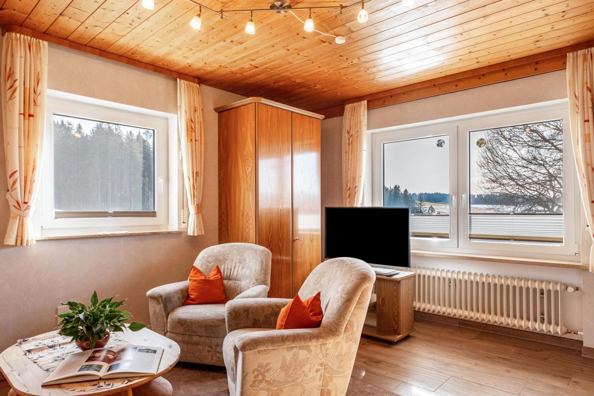 Lorenzenhaeusle Apartment *